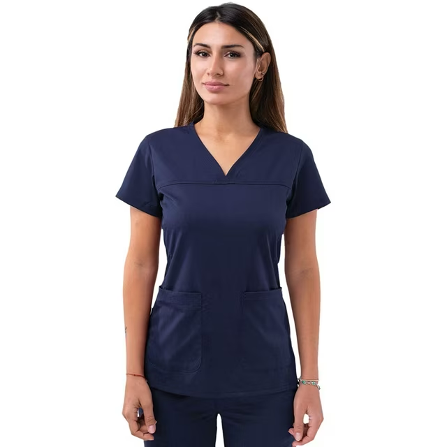 Blusa médica Adar Pro con escote en V y corazón